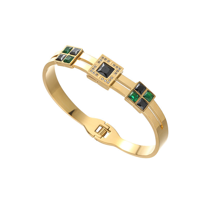 Full Body Titanium Steel Plated 18K Gold Light Luxury Bracelet